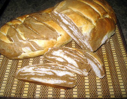 Marble rye bread